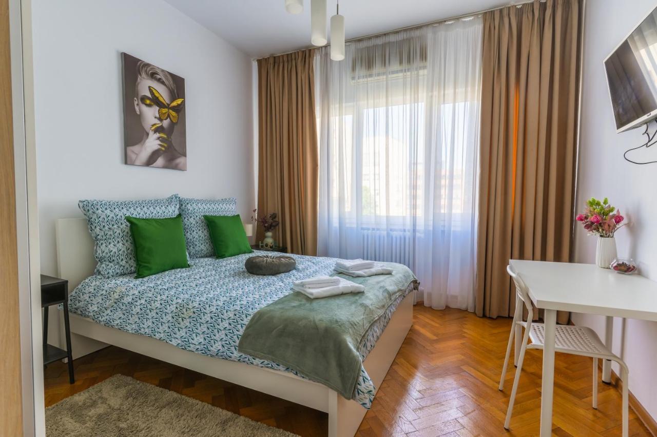 Ultracentral Golden Gatehouse 3 Bdrm Bucarest Esterno foto